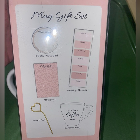 Mug gift set, coffee themed mug gift set, new with tag, original packaging - Picture 5 of 7